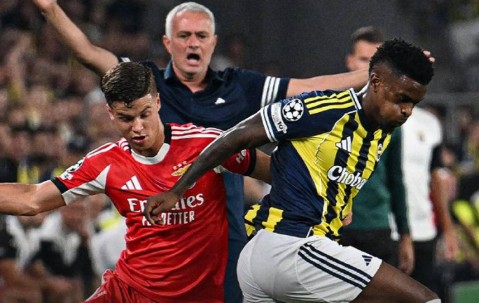 费内巴切与本菲卡0-0战平，穆帅欧冠附加赛形势堪忧