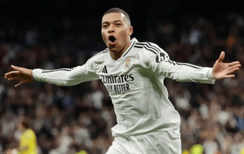 4500公里空降驰援 姆巴佩火线复出冲击皇马14冠，9战巴萨12球成德比杀器