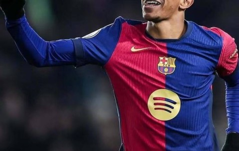 亚马尔创纪录，巴萨7-1血洗瓦伦西亚，莱万远超姆巴佩领跑西甲！