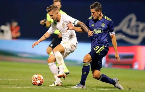 西甲爆惊天冷门，皇马2次落后2次扳平，重返榜首，巴萨又跌至第2