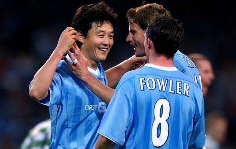 22年前今天孙继海创造历史，欧洲联盟杯破门！曼城5-0威尔士亚军（2003年8月14日）