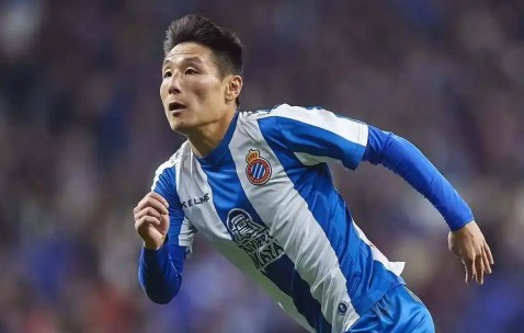 250万欧！重庆铜梁龙租借“欧冠第一快马”，状态不佳引投资质疑