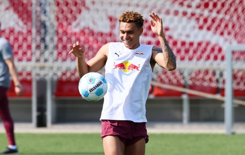 英媒：阿森纳等多队关注20岁左边锋努萨，莱比锡估价4500万欧