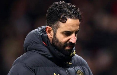 反转太快！被曼联扫地出门的教练，竟成西甲豪门的香饽饽！