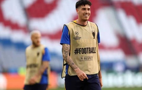 2000万欧年薪！沙特金元风暴锁定国米后防核心，意甲豪门要价1亿不妥协