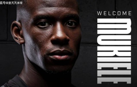 真疯狂！英超升班马狂花1.6亿签下12名新援，第一战3-0横扫对手