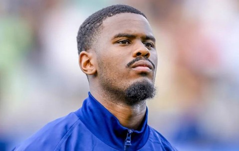 切尔西问价荷甲19岁百场天才，欲截胡皇马利物浦