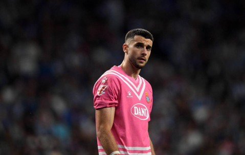 巴萨夏窗引援计划曝光：锁定西甲最佳门将，拉什福德、迪亚斯在列