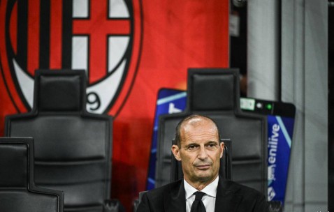 一日意甲最新动态：米兰觅新锋矢，国米困局如何破解邓弗里斯难题