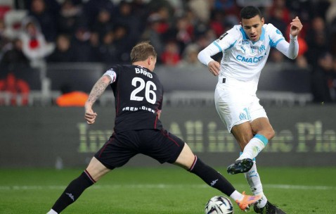 德甲卡位战深度解析：勒沃库森重回巅峰，多特蒙德状态为何持续下滑？