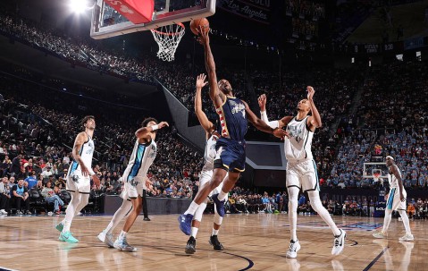 小卡狂轰31分文班19分 美国条纹队淘汰世界队