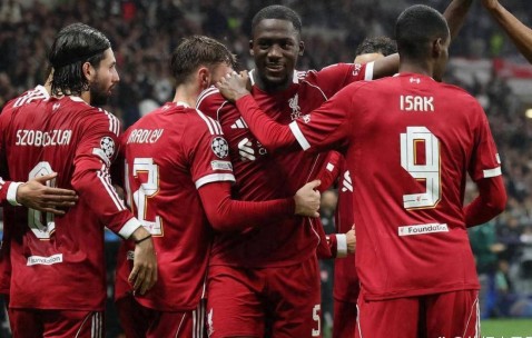 欧冠混战！5队同分，英超崛起，意甲陷低谷，双冠王前景堪忧