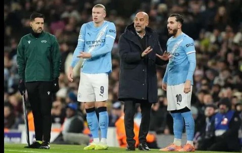 瓜帅晴天霹雳！曼城两核心出走，王朝真要塌？