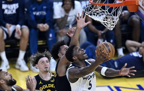 华子30分巴特勒低迷14+6 森林狼再胜勇士抢到赛点