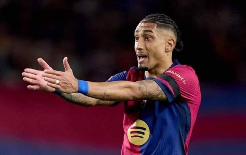 巴萨9000万巨星誓夺欧冠，坚持留队拒绝沙特天价邀约
