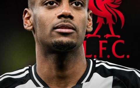 记者：利物浦正和伊萨克谈个人条款，内部在讨论潜在报价金额