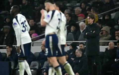 豪门热刺陷入危机！29分摇摇欲坠，13天生死战阿森纳，新帅救火刻不容缓