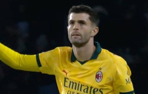 逆转！米兰从2球落后到3-2胜出，替补发力夺回榜首，意甲前三分差1分