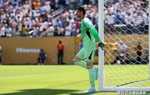 姆巴佩侧钩，补时3分钟2球1红，十人皇马3比2多特晋级世俱杯四强