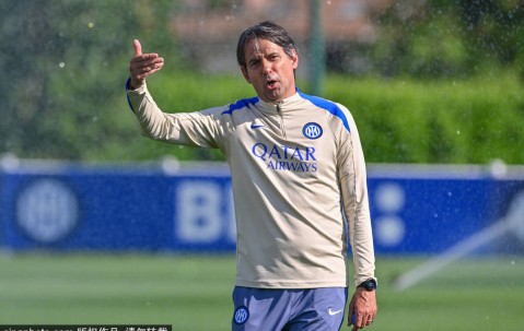 国米“四大皆空”后惊天巨变！传奇铁卫基伏火线回归，内拉祖里这次赌对了吗？