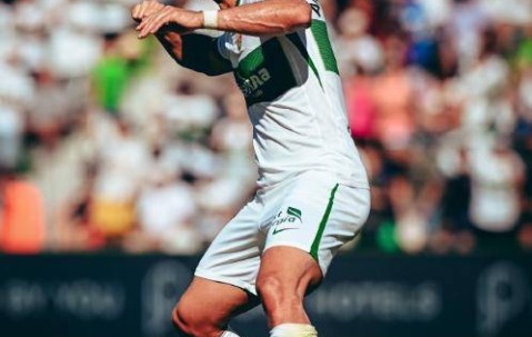 2-1！西甲升班马崛起：7轮全胜，堪比巴萨！拔得13分，力压马竞进前四