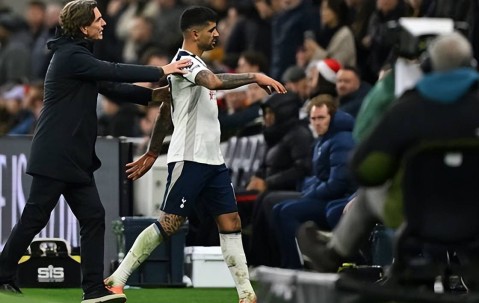 克里斯蒂安·罗梅罗因红牌遭英足总指控，热刺队长面临停赛