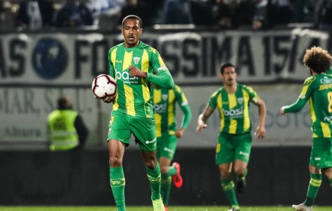 欧冠 贝尔格莱德红星VS林肯红色小鬼：比分推荐