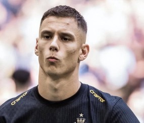 花小钱引大将！深圳队80万欧元锁定欧冠天才后卫，中超争冠迎来新希望