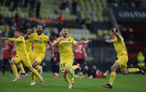 西甲实力对决：比利亚雷亚尔主场亮剑，奥维耶多客场求生