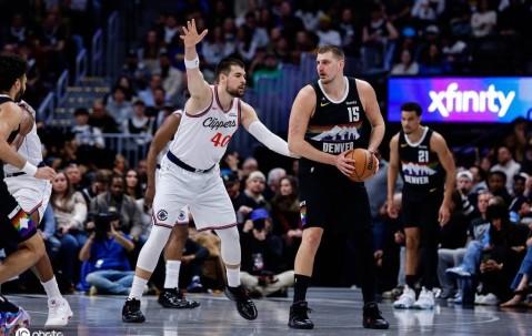 约基奇复出31+12+5哈登25+5+9 掘金战胜快船