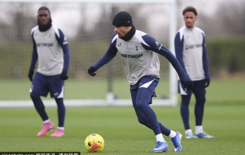 英超球队热刺训练备战比赛