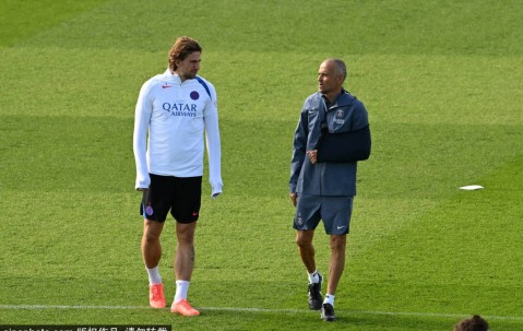 登贝莱伤缺一个半月：巴黎圣日耳曼的隐忧与巴萨的复仇机会