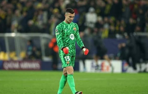 西甲战报：巴萨迎战埃尔切，8分差距待缩小