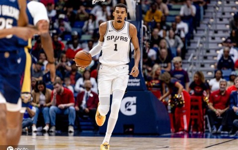 文班亚马29+11+6犯锡安27+10+7 马刺加时战胜鹈鹕