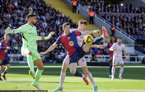 巴萨对阵法兰克福：弗利克揭晓9号位的谜底