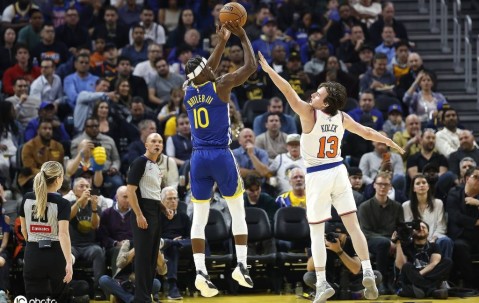 巴特勒32+8库里27+7 勇士击败尼克斯2连胜