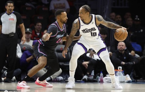 拉文42分威少12+10 哈克斯27分国王胜热火