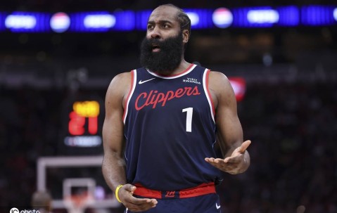 曝哈登可能会在交易截止日前进入交易讨论