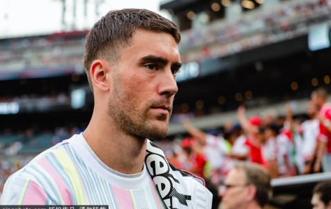 乔纳森·大卫：从法甲射手王到尤文图斯的希望之星