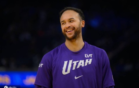 灰熊送出杰克逊等4人 从爵士得到李凯尔等4人+3首轮