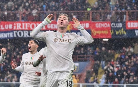 意大利杯7-8鏖战，意甲第3那不勒斯主场惜败意甲第6科莫，无缘四强