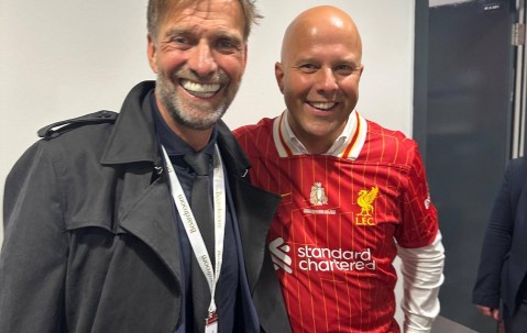 丝滑衔接！克洛普带利物浦8年半8冠，斯洛特接手"0"引援拿英超