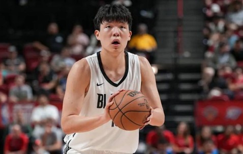 杨瀚森夏联G4再遇新课题 被纯小球阵容打到软肋？