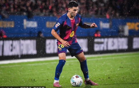 西甲双雄关注新星莫拉，德容续约，法蒂与多特新星转会动态分析