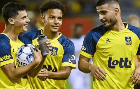 欧冠强弱对话：拜仁主场围剿，圣吉联合死守破咒