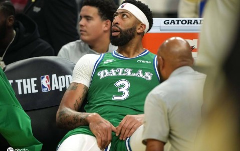 名记：安东尼戴维斯会在交易截止日前被交易