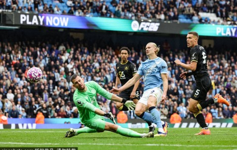 2射1传8球领跑哈兰德仍是最差劲 仅本场就输给2名队友