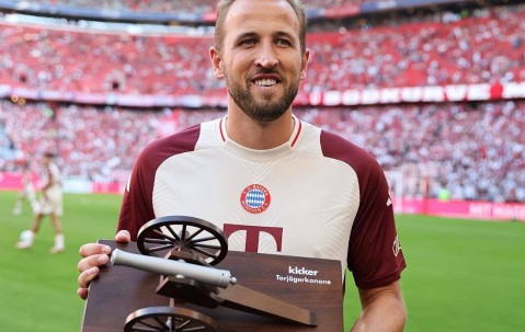 德甲大结局：拜仁夺冠，多特狂揽19分逆袭，凯恩卫冕金靴，汉堡升级