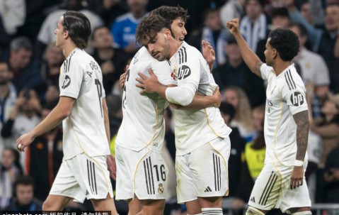 马德里双雄失利重创西班牙足球，巴萨独撑大旗，欧战资格岌岌可危