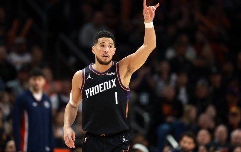 本季最大黑马已出现？狄龙辅佐布克太阳花少钱办大事